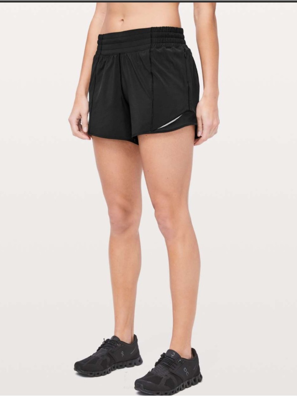 Lululemon Hotty Hot Short High Rise 4”